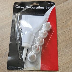 Momentum Brands 6-Tip Cake Decorating Kit